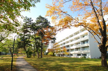 College Garden Hotel