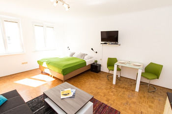 CheckVienna Apartment Jenullgasse