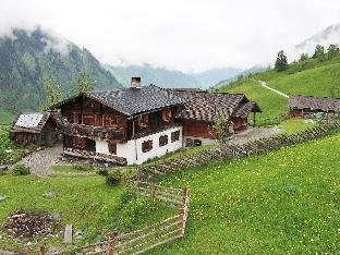 Quaint Holiday Home in Rauris with Terrace