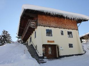 Beautiful chalet in Grossarl with sauna near ski area