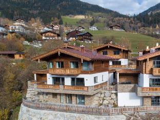 Amazing Chalet near Wildkogel Ski Arena