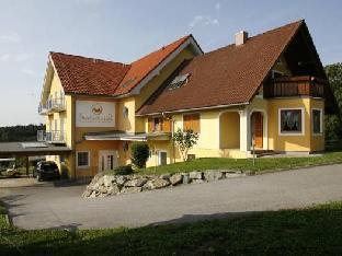 Golf & Thermenland Sonnenpension Fruhstuckshotel Burgauberg Stegersbach