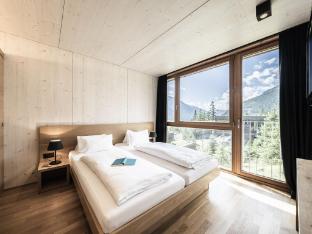 Chalet Resort am Grossglockner with infrared cabin