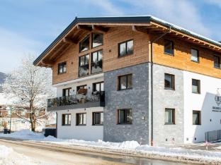 Apartment in Bramberg am Wildkogel with garden